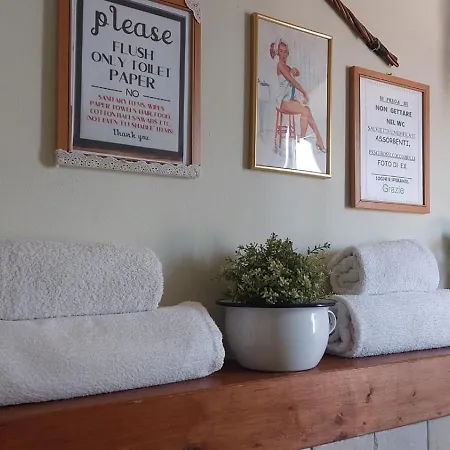 Casa Di Lu Bed & Breakfast