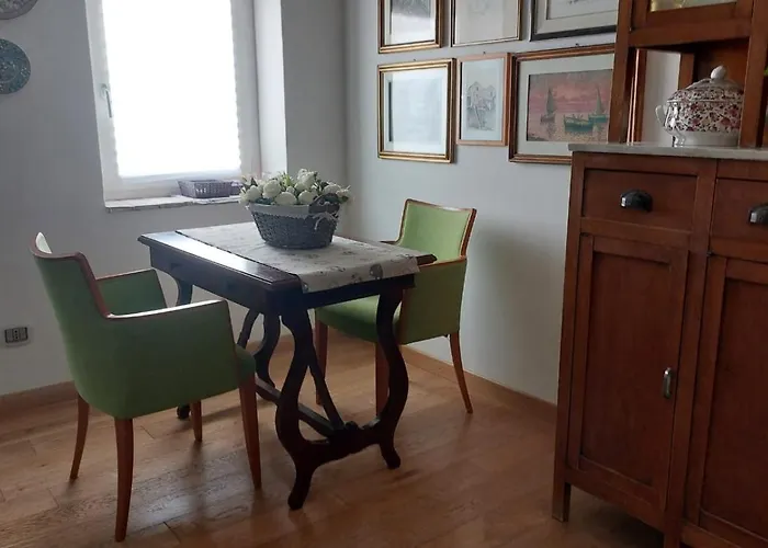 Alojamento de Acomodação e Pequeno-almoço Casa Di Lu 3*